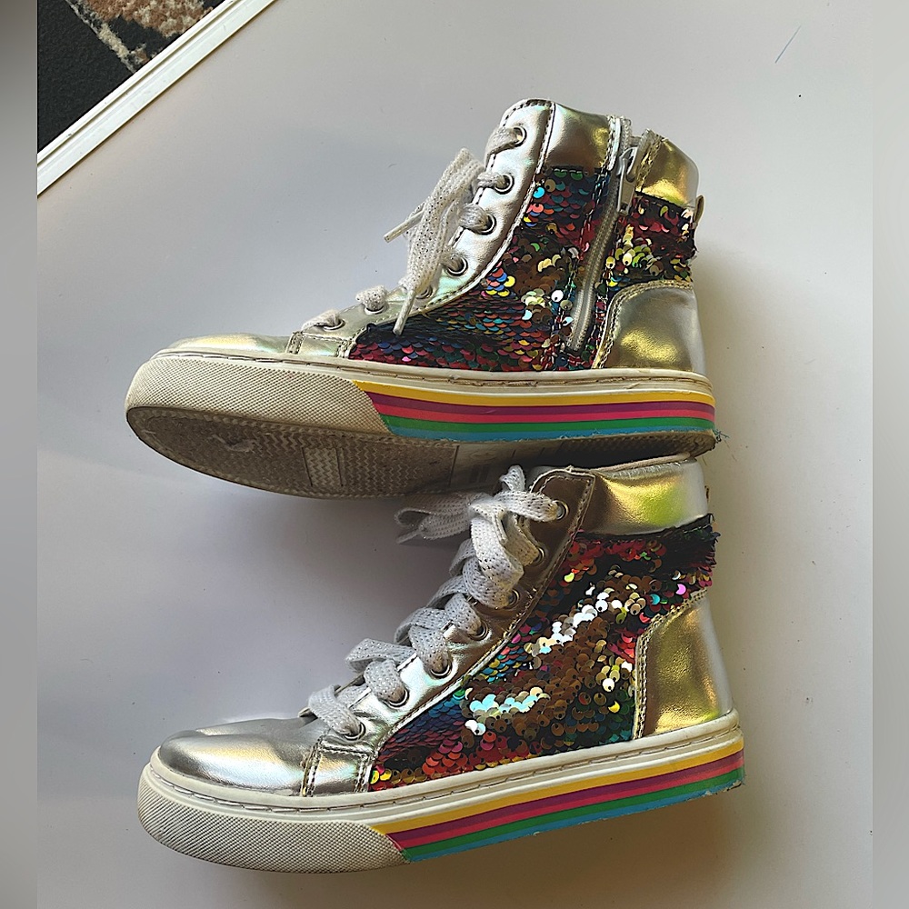 Kohl's SO Island Girls sequin flip rainbow/silver high top shoes size 4 Med